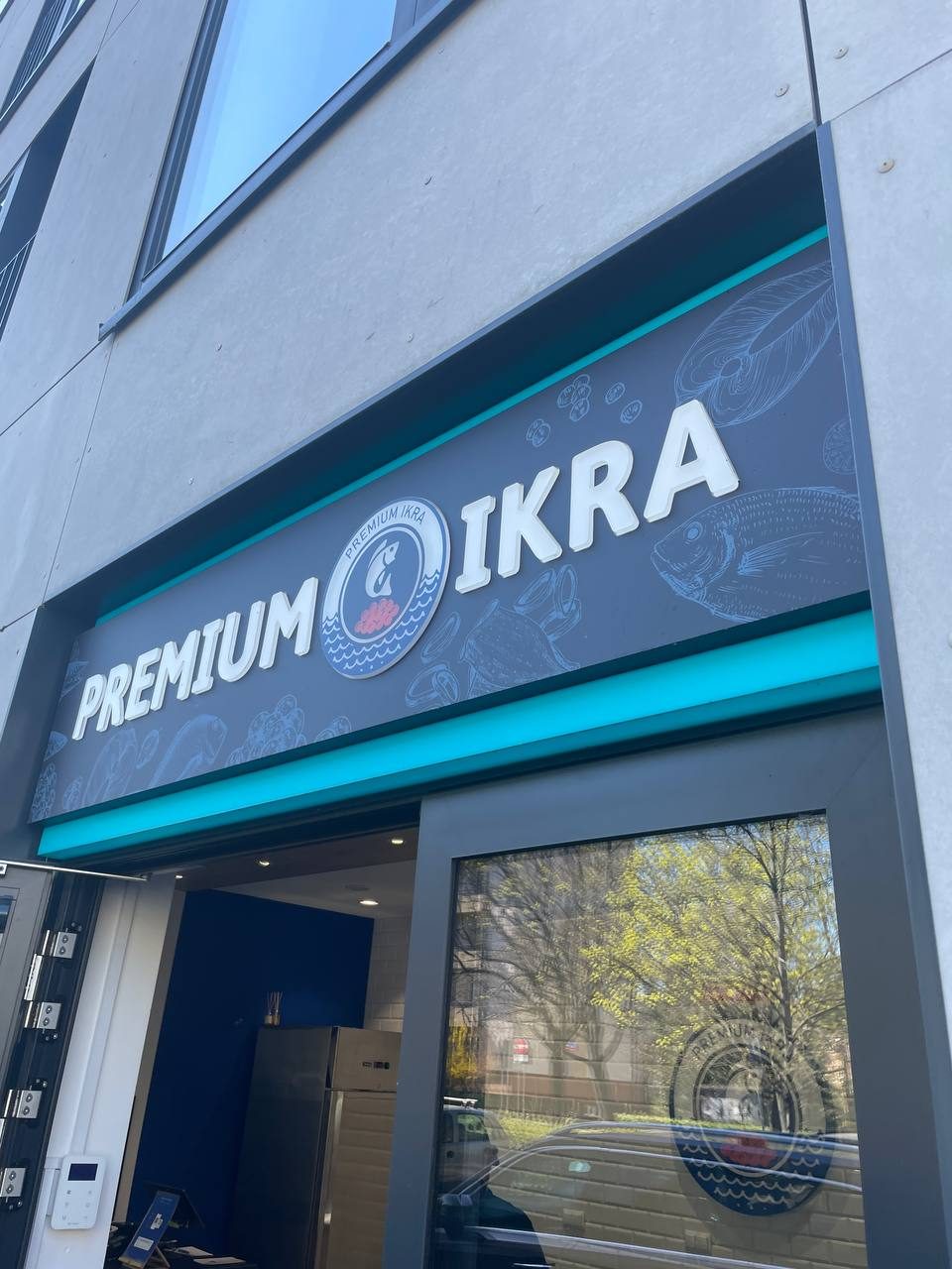 Kaseton reklamowy - Premium Ikra (witryna)